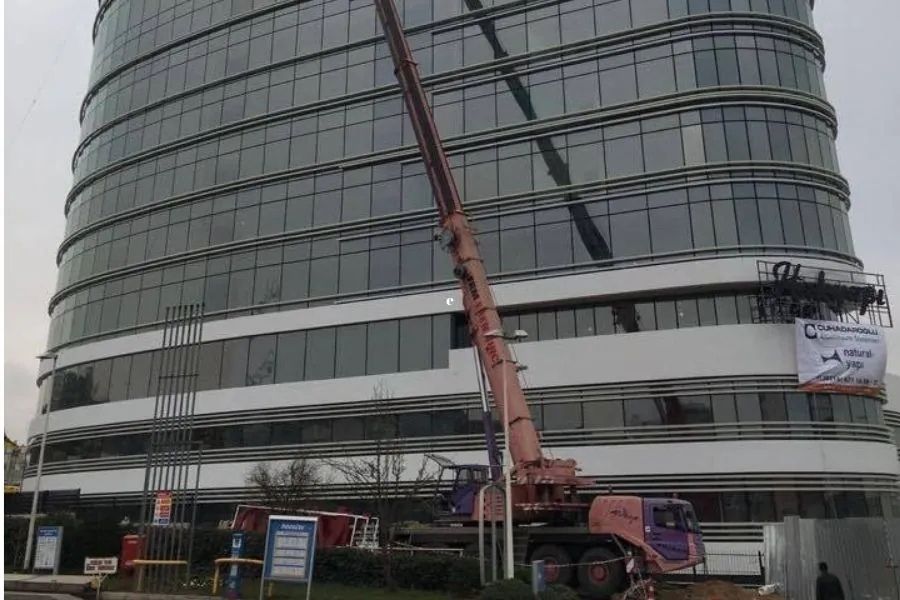 Fenerbahçe Kiralık Mobil Vinç